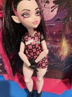 Monster High Skulltimate Secrets Draculaura Doll With Loose Case Clothes On Doll — photo 2