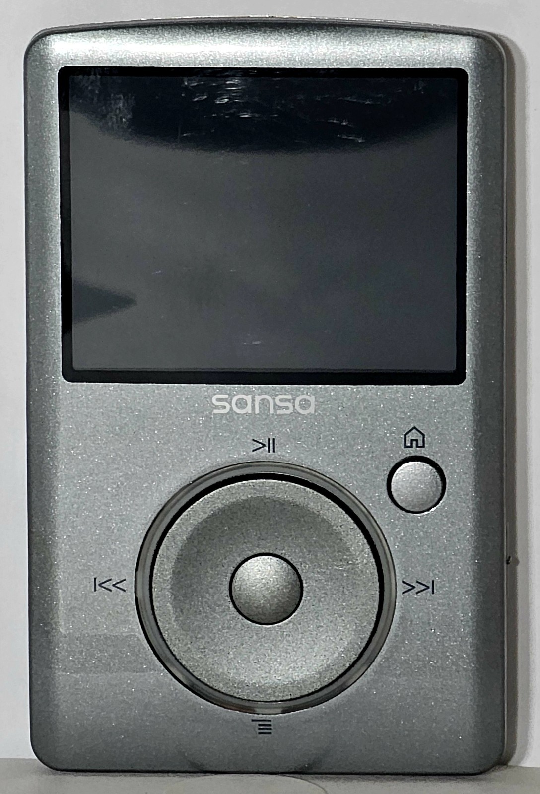 ***SanDisk Sansa Fuze Silver (8 GB) Digital Media Player (Tested) Read Descripti