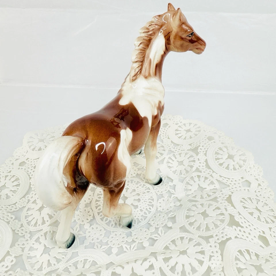 Vintage Japan Porcelain Horse Figurine Brown White Glossy Ceramic Sonsco 1960s - Image 2 of 4