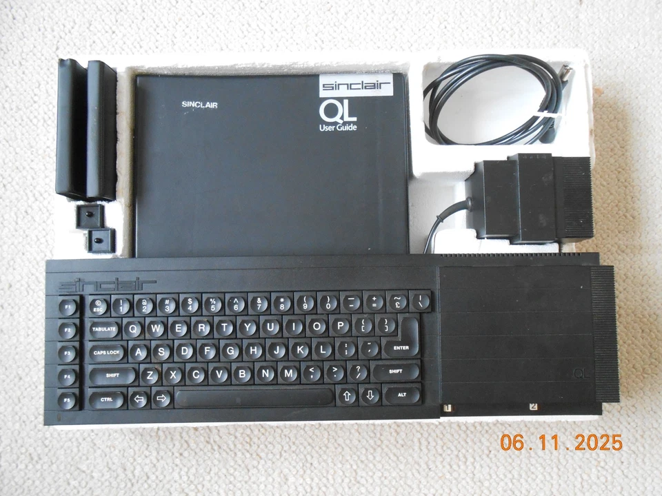 Sinclair QL vintage computer in original box  and working working  working PSU. - Image 4 of 4