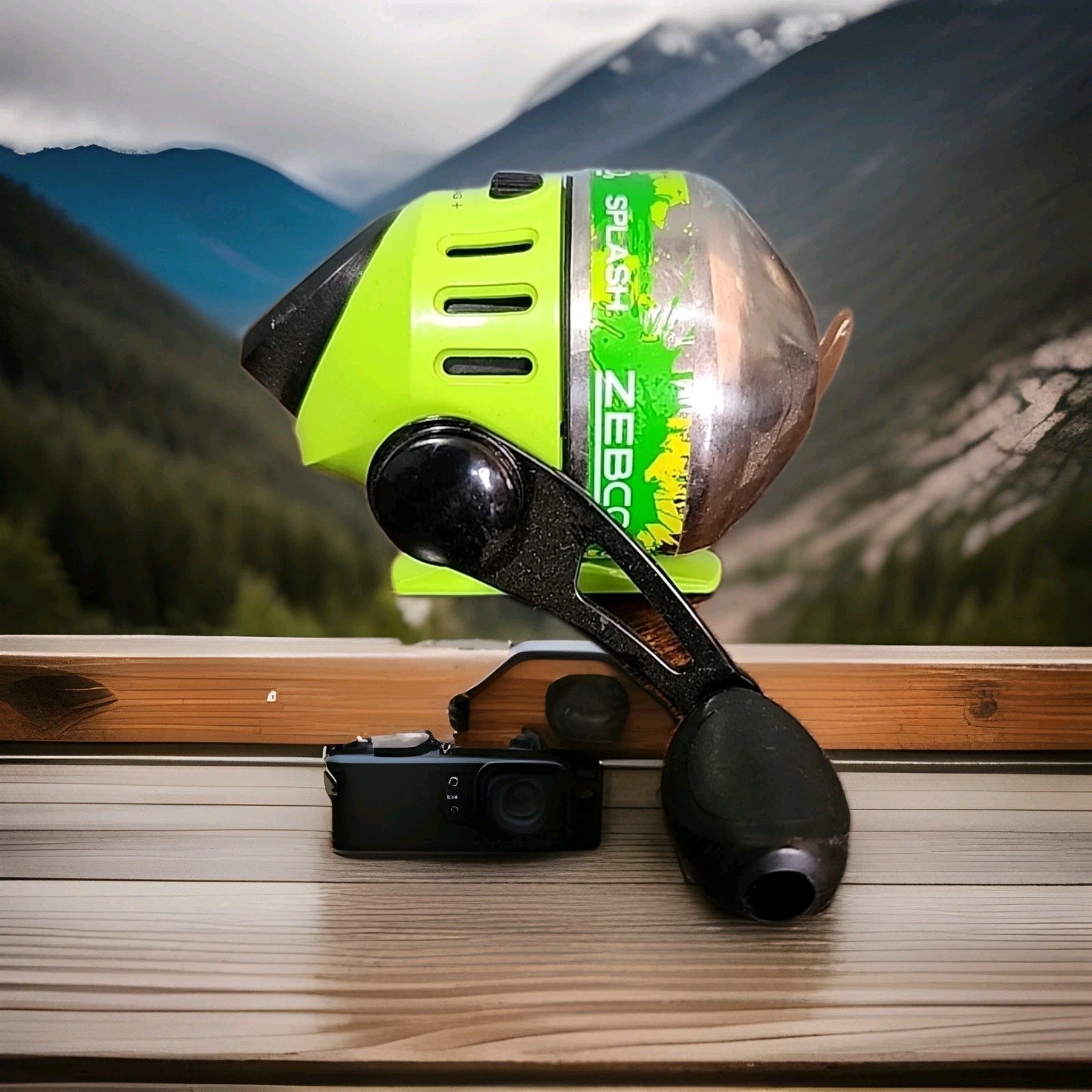 ZEBCO Splash Green Spincast Reel 3.4:1 Gear Ratio 1 BB  10 l
