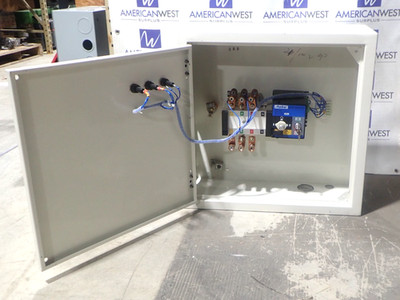 Aisikai SKT1-200 3 Pole 200 Amp 120/240 Volt Automatic Transfer Switch