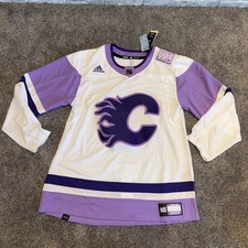 Calgary Flames Adidas Purple Hockey Fights Cancer Authentic Sz 52 Fight Strap