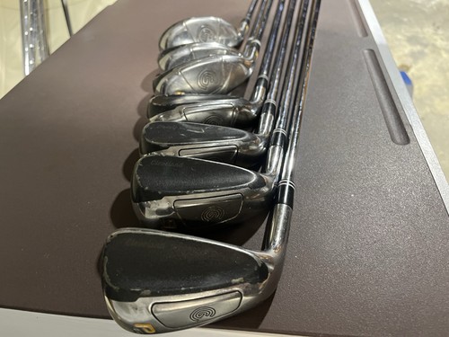 CLEVELAND HiBore Hybrid Iron Set /4-PW / Regular Flex left Handed - Picture 3 of 6