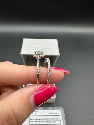 Zales 14K Diamond Oval Center with Halo Bridal Set - Center 0.70CT