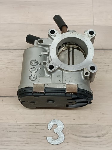 Drosselklappe VW Polo 6N2 1.4 030133062C