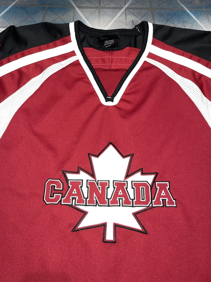 Camiseta Oficial Passport Canada Hockey Talla 2XL Cosida Canadá Foto 4 de 4