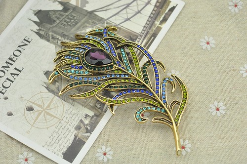 4“ (10cm) Tall Large Peacock Feather Purple Drip Blue Green Crystal Pin Brooch - Picture 4 of 5