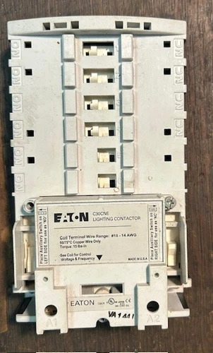 EATON C30CNE LIGHTING CONTACTOR - (4)N/C - (6)N/O - NEW.