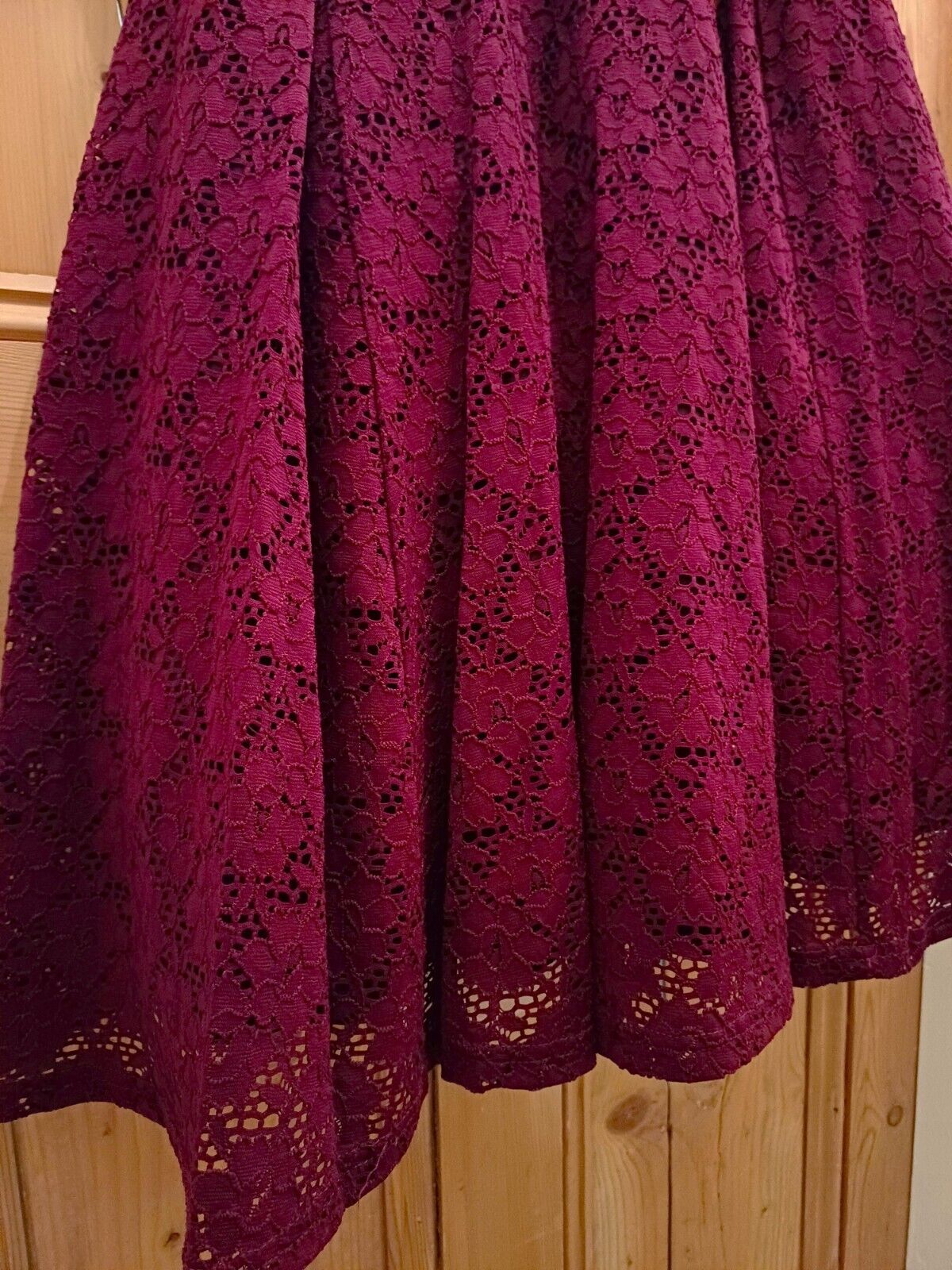 Picture 4 of 5