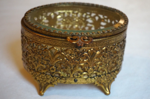Boîte à bijoux ovale Ormulu cercueil couvercle biseauté pieds boîte à boissons vintage - Photo 1 sur 16