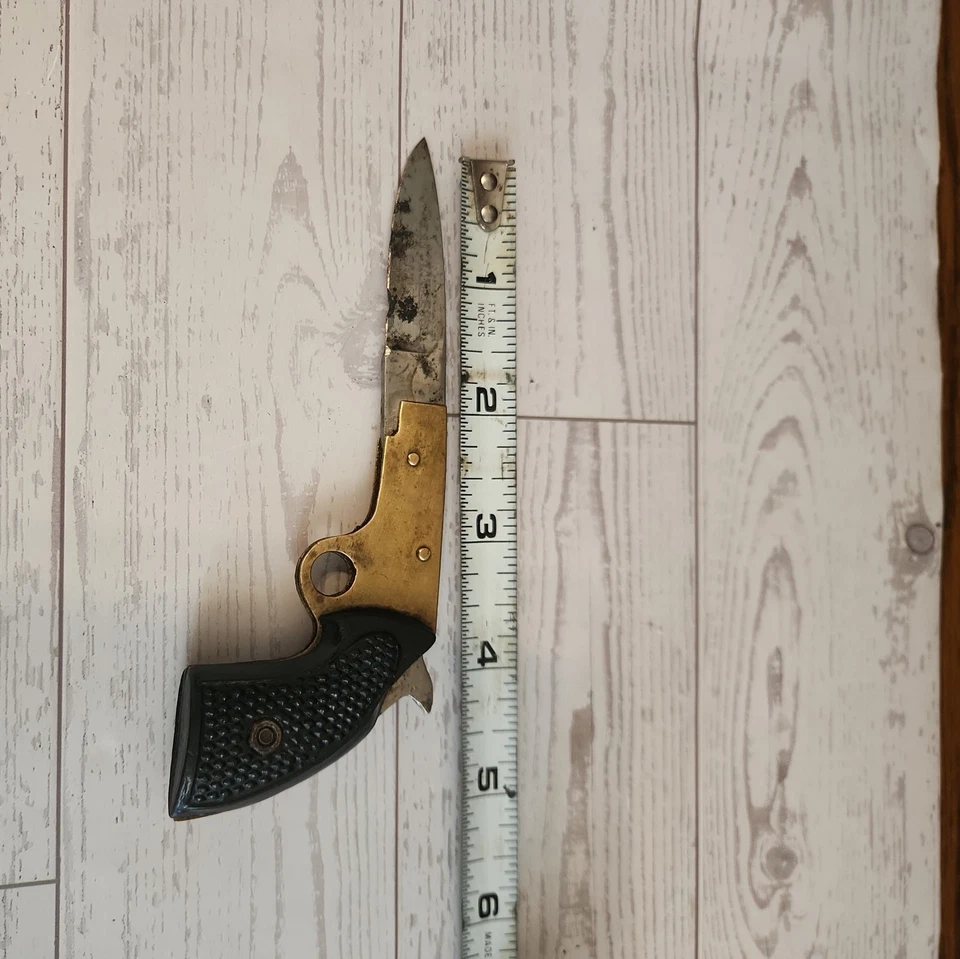 Pocket Knife Mini Revolver Pistol Gun Shaped Brass Folding Vintage Metal - Image 2 of 4