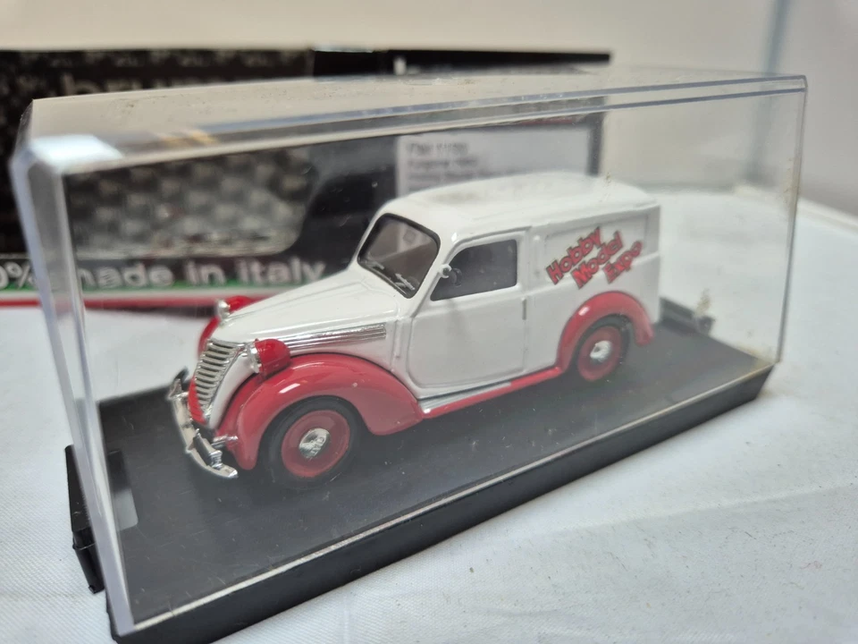 BRUMM  1100 FURGONE 1950 HOBBY MODEL EXPO 2011 S11/46 1/43 - Immagine 2 di 2