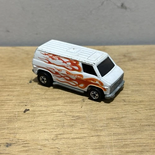 Hot Wheels Super Van White w/ Flames 1974 Mattel Hong Kong Vintage