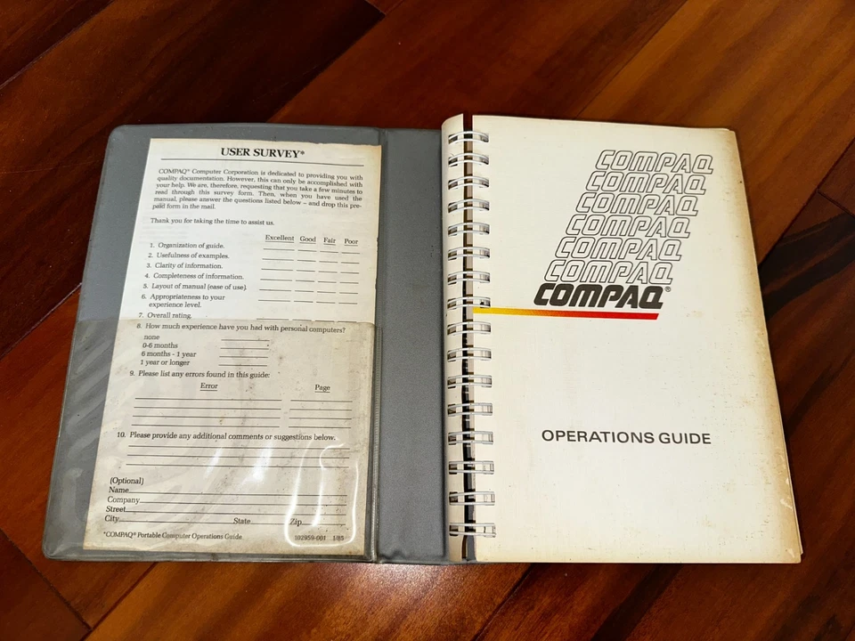 Guía de operaciones de computadora portátil Compaq de colección - manual encuadernado en espiral (década de 1980) Foto 3 de 4