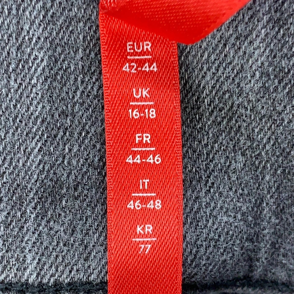 VTG SPANX Jeans Women's Size Large Black Faded Straight Leg Pull-On #20355R - Image 3 of 4