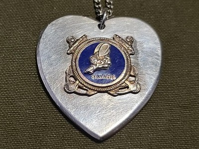 米軍実物 SWEETHEART JEWELRY USNチャーム Vintage WWII Seabees Heart Necklace Sweetheart US Navy Sea Bees