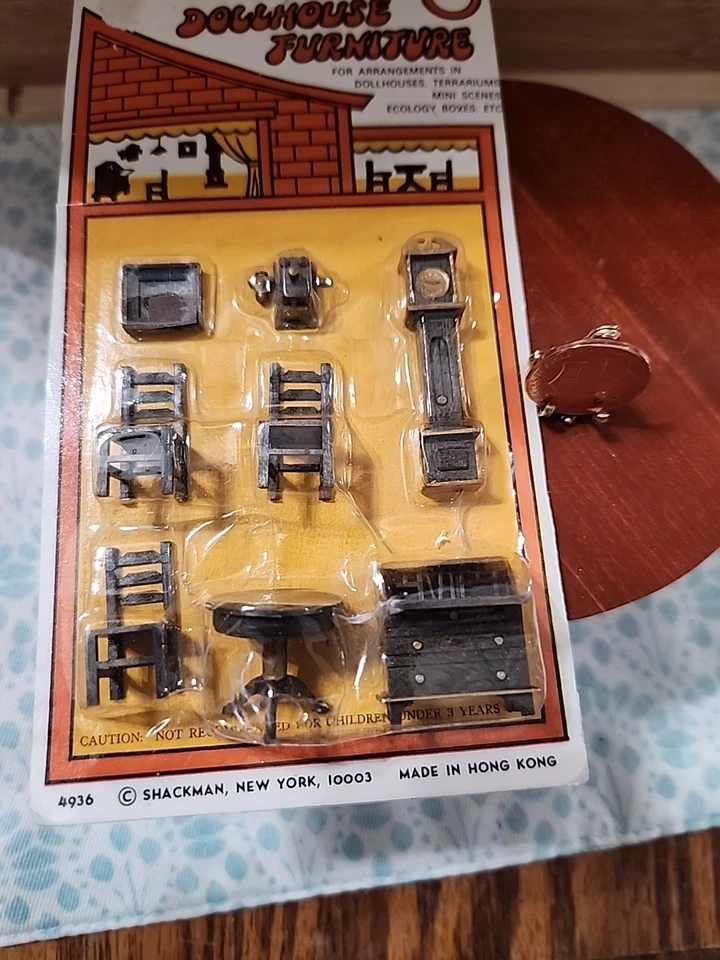 Muebles y accesorios vintage de plástico para casa de muñecas Shackman escala 1:48 NOS Foto 3 de 4