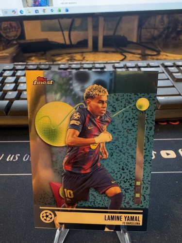 2026 Topps Finest FC Barcelona #1 Lamine Yamal Common