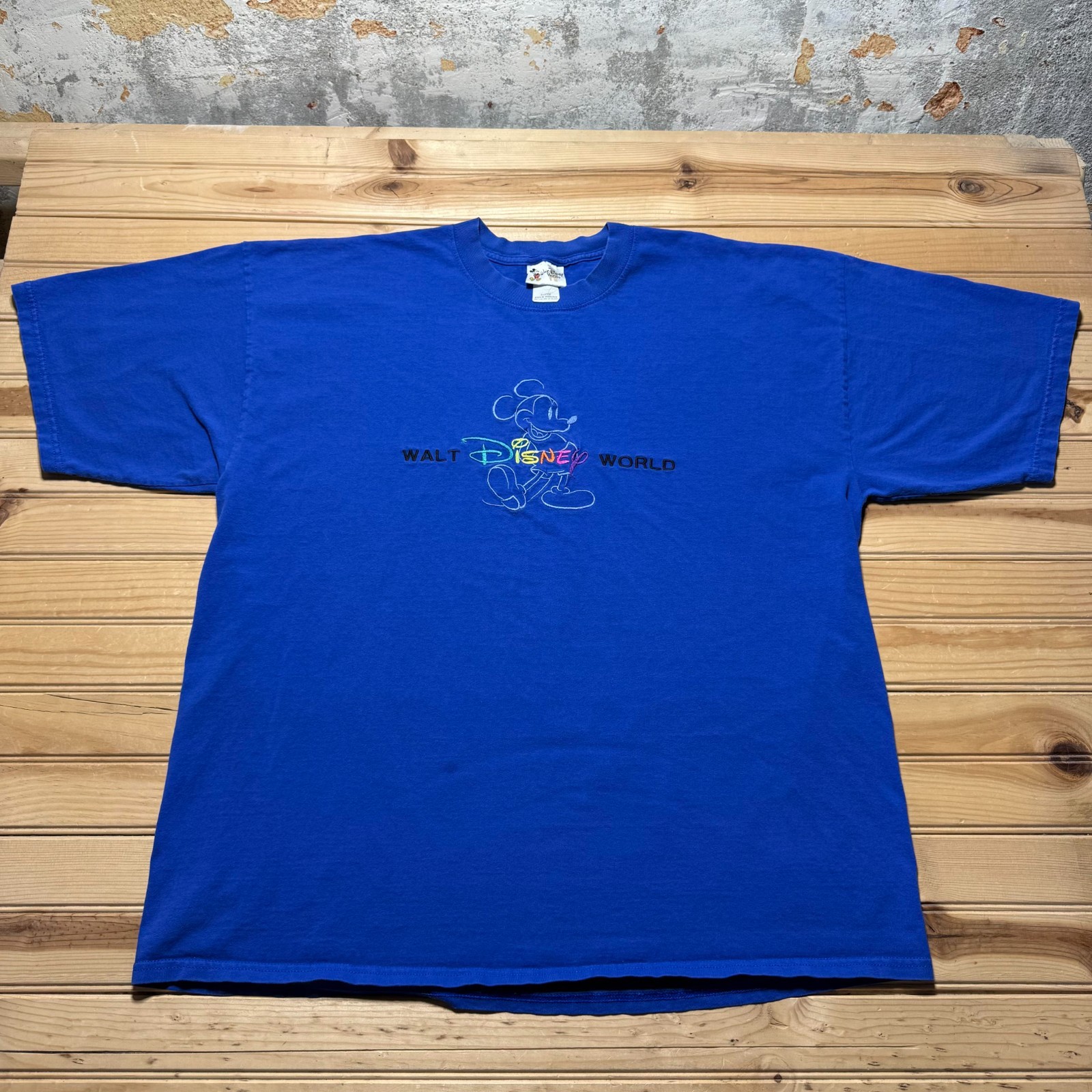 Vintage 90s Walt Disney World Mickey Mouse Embroidered Souvenir T-Shirt Size XL