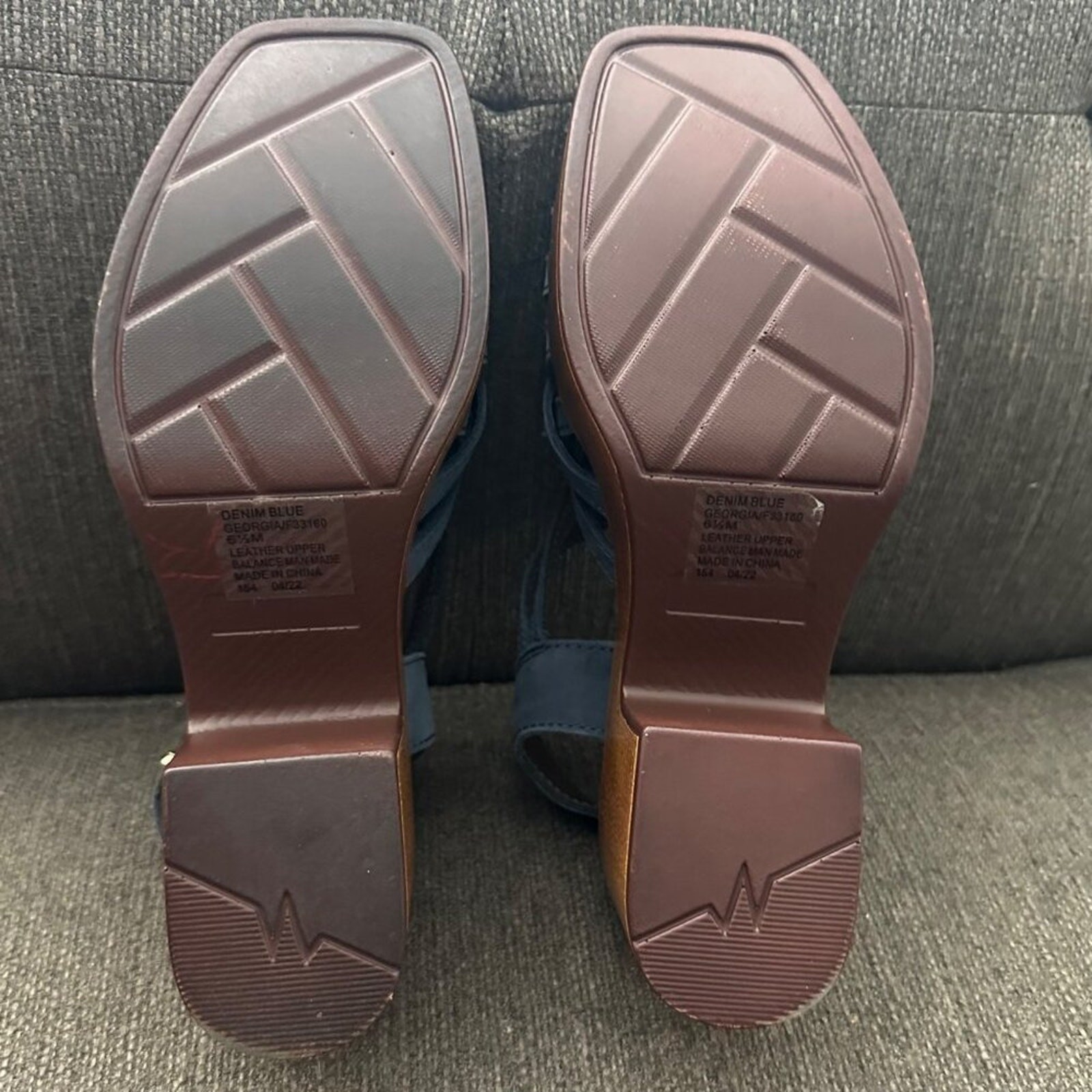 House of Harlow 1960 Georgia Denim Blue Leather Strappy Platform Sandals 6.5M