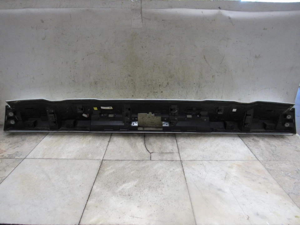 ALERÓN TRASERO 19 20 21 22 23 24 CHEVY SILVERADO 1500 Foto 2 de 4