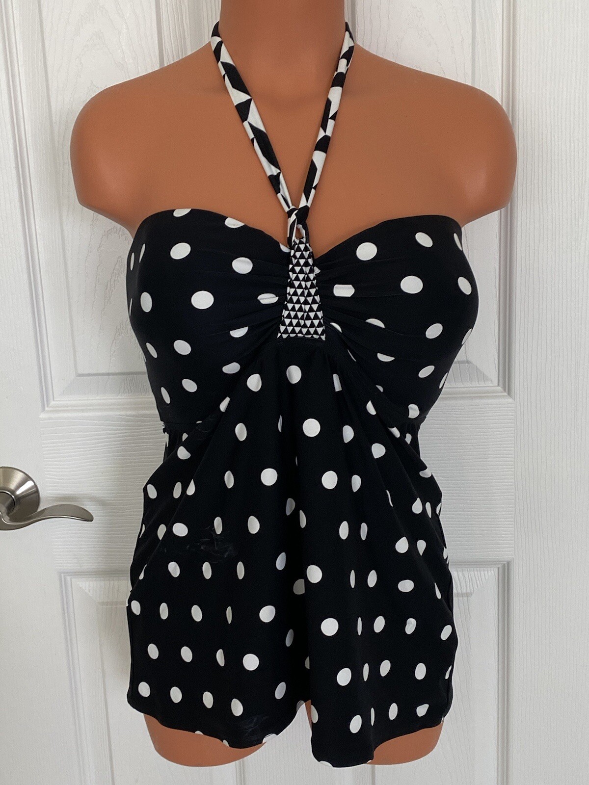 Coco Reef Sz 36DD38DD Black/ White Polka Dot Padded UW Tankini Swim