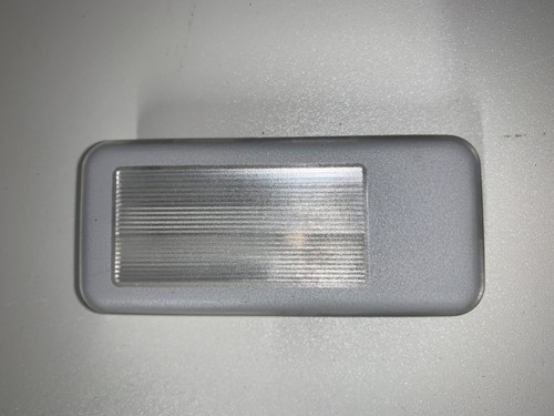 Original BMW E46 Innenraumleuchte Spiegelleuchte Innenleuchte links 140929