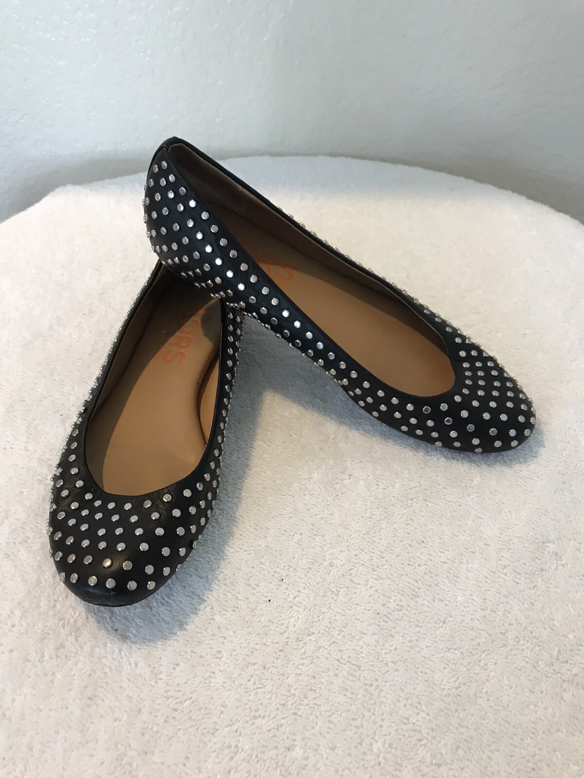 MICHAEL KORS Women's Flat Shoes Black Real Leather Silver Studs Size 6.5M thumbnail 2