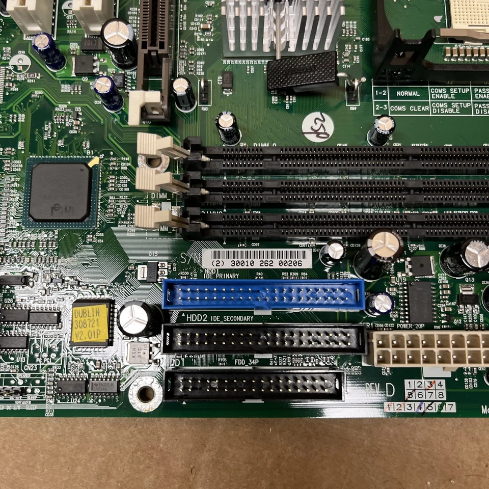 Original Genuine Dublin 125139 20010906 Socket LGA 478B Vintage Motherboard - Image 4 of 4