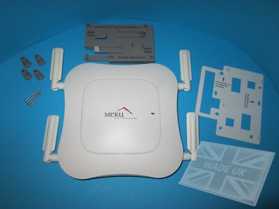 Meru Networks AP822e V2 Dual Radio PoE WAP mit Antennen & Wandmontageset
