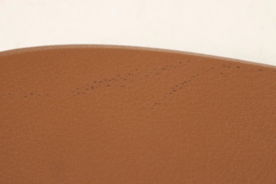 BMW 640I XDRIVE GRAN CUPÉ 2014-2019 - Cubierta/ajuste del panel inferior delantero derecho Foto 3 de 4