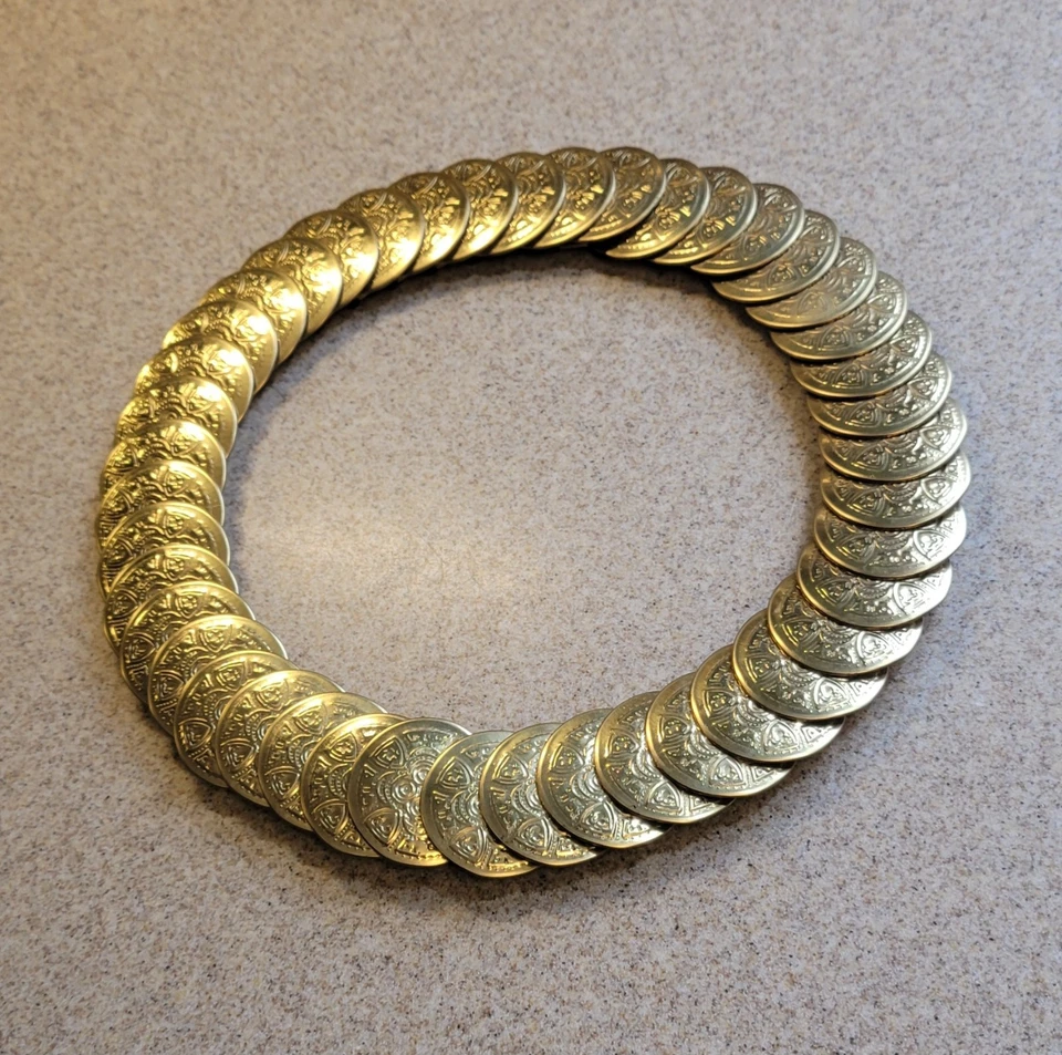 Cinturón elástico disco moneda medallón metal tono oro BOHO de colección de los años 80 25 pulgadas a 30 pulgadas Foto 2 de 4