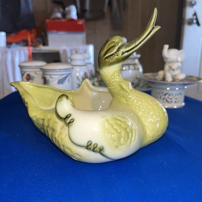 Hull Pottery Swan Planter #80 Green And White MCM Beautiful Vintage