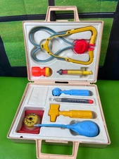 Vintage 1977 Fisher-Price  936 Medical Doctor Kit with Case