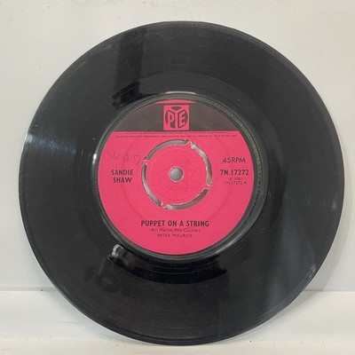 Sandie Shaw Puppet On A String 1967 Pye 7N.17272 45RPM Vinyl Single