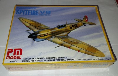 PM Model Supermarine Spitfire VB Tropical Airplane PM-101 1/72 Model Kit