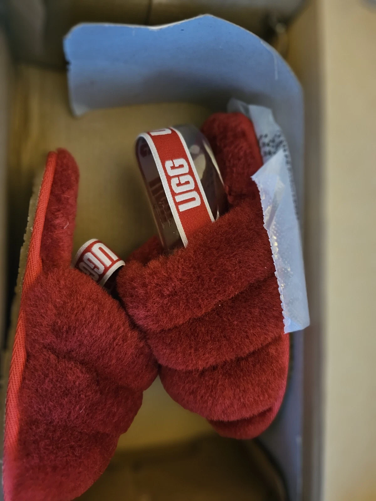 Scarpe UGG bambina taglia 11 Fluff Yeah slide sandalo nastro rosso nuove con scatola