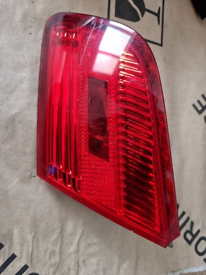 Rückleuchte Heckleuchte Klappe Li für BMW E90 3er 7154155