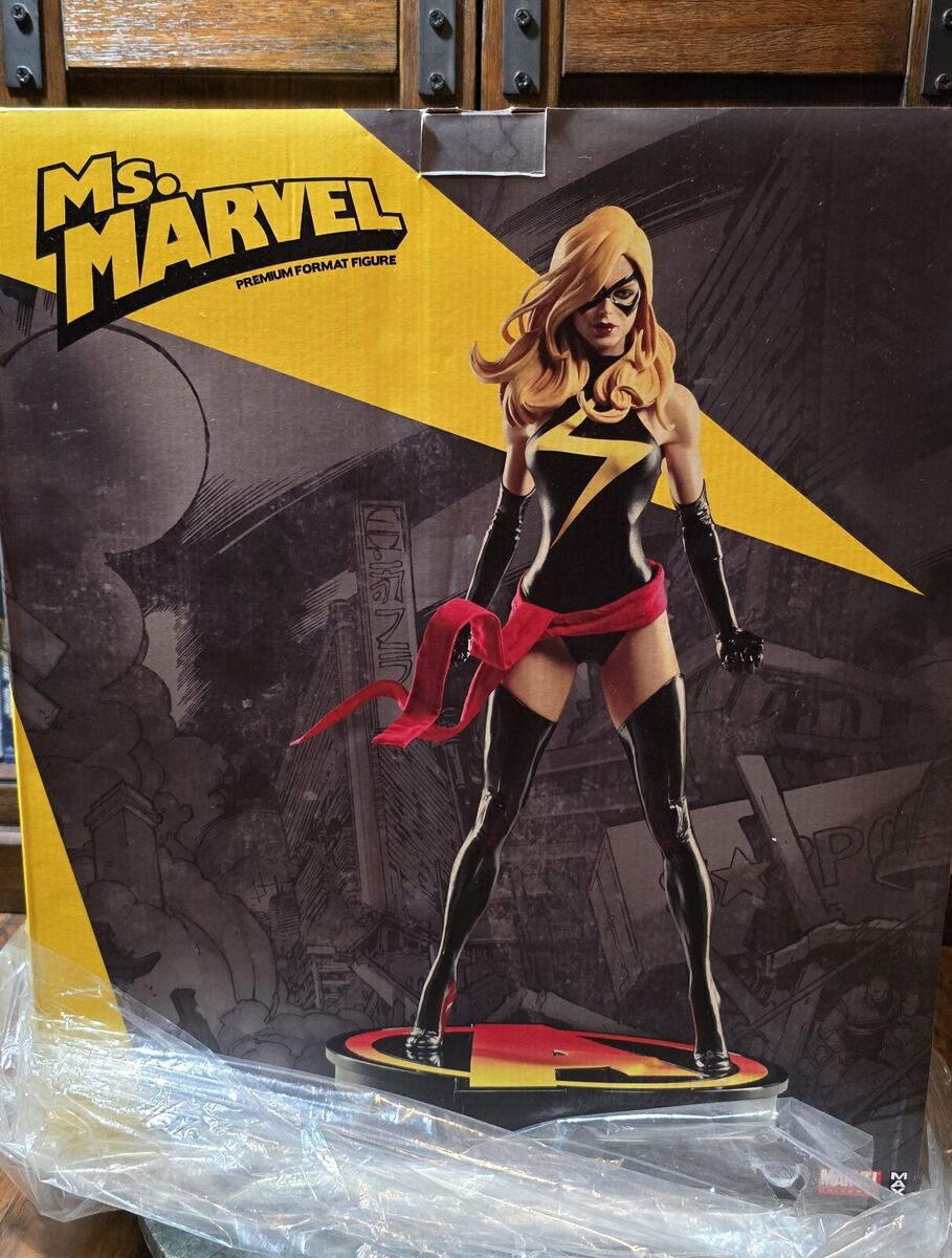 MS MARVEL - Sideshow 1/4 Scale Premium Format PF Statue MS MARVEL - Sideshow 1/4 Scale Premium Format PF Statue