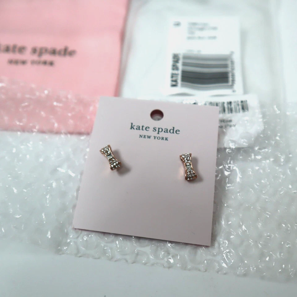 Juego de aretes Kate Spade New York listos con lazo pavé oro rosa - NUEVO Foto 4 de 4