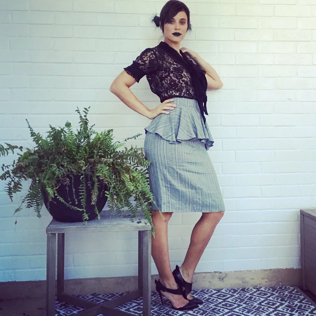 Vintage 80s Pencil Skirt Textured Linen Blend Flounced Peplum High