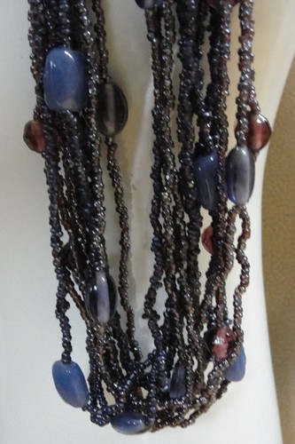 Hand beaded Seed Bead Necklace - Picture 2 of 8
