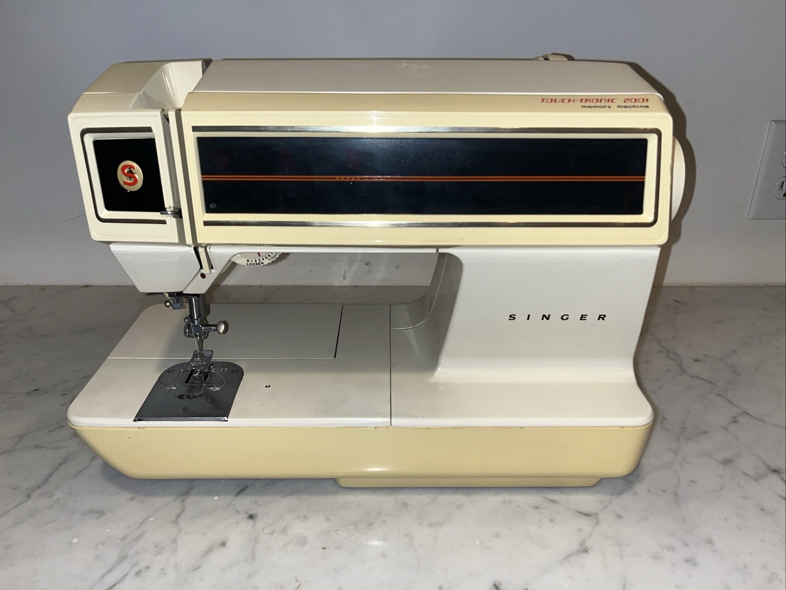 SINGER TOUCH TRONIC 2001 Memory Sewing Machine W/ Foot Pedal eBay