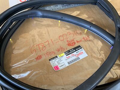 2020-2022 Toyota Corolla Rear Right Door Weatherstrip Seal 67871