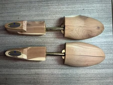 Nordstrom Cedar Wood, Split Toe, Spring Loaded Shoe Trees-Sz Large - Made in USA