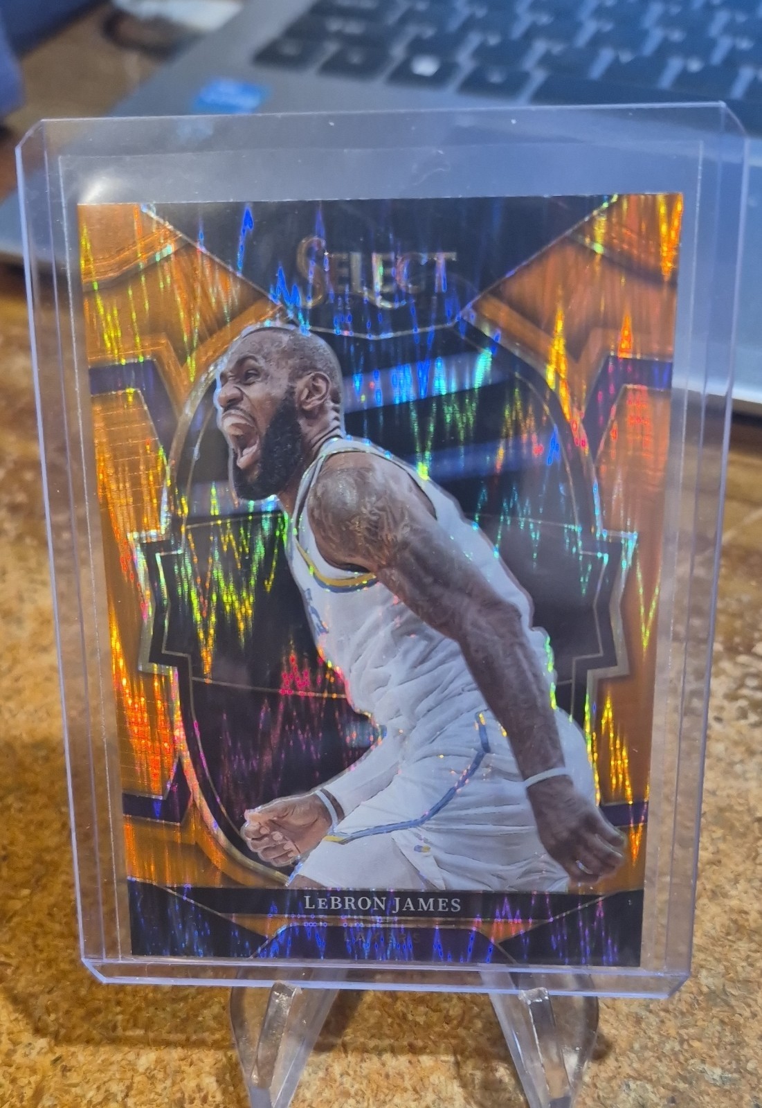 2022-23 Panini Select - Concourse LeBron James #26 Orange Flash Prizm