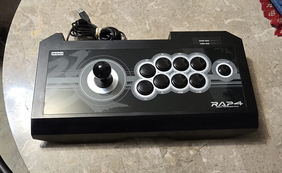 Hori PS4-015UE Rap 4 real arcade pro Fighting Stick - Black arcade joystick PS4 - Image 2 of 4