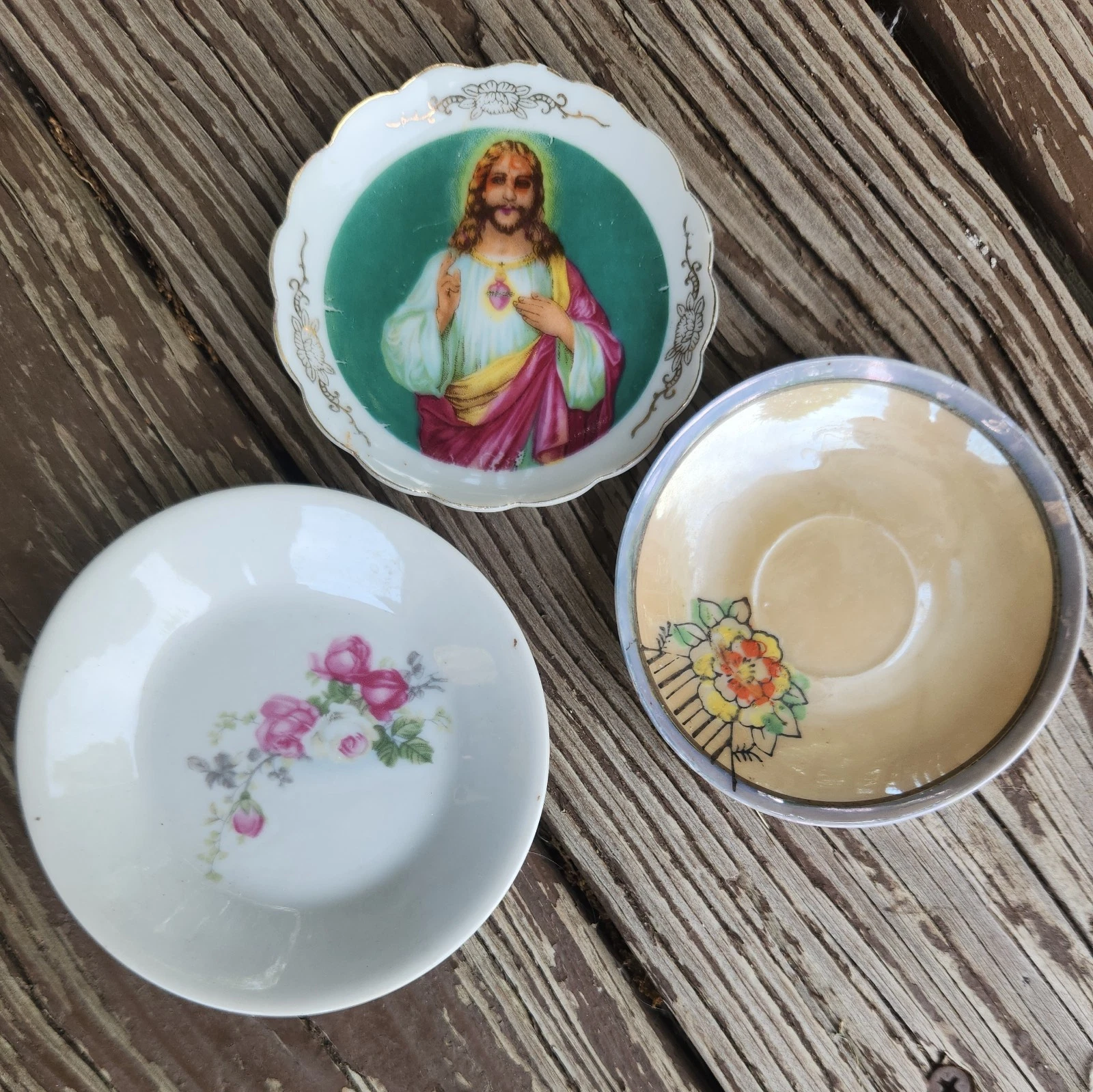 Bundle Of 3 Butter Pats mixed
Opens in a new window or tab