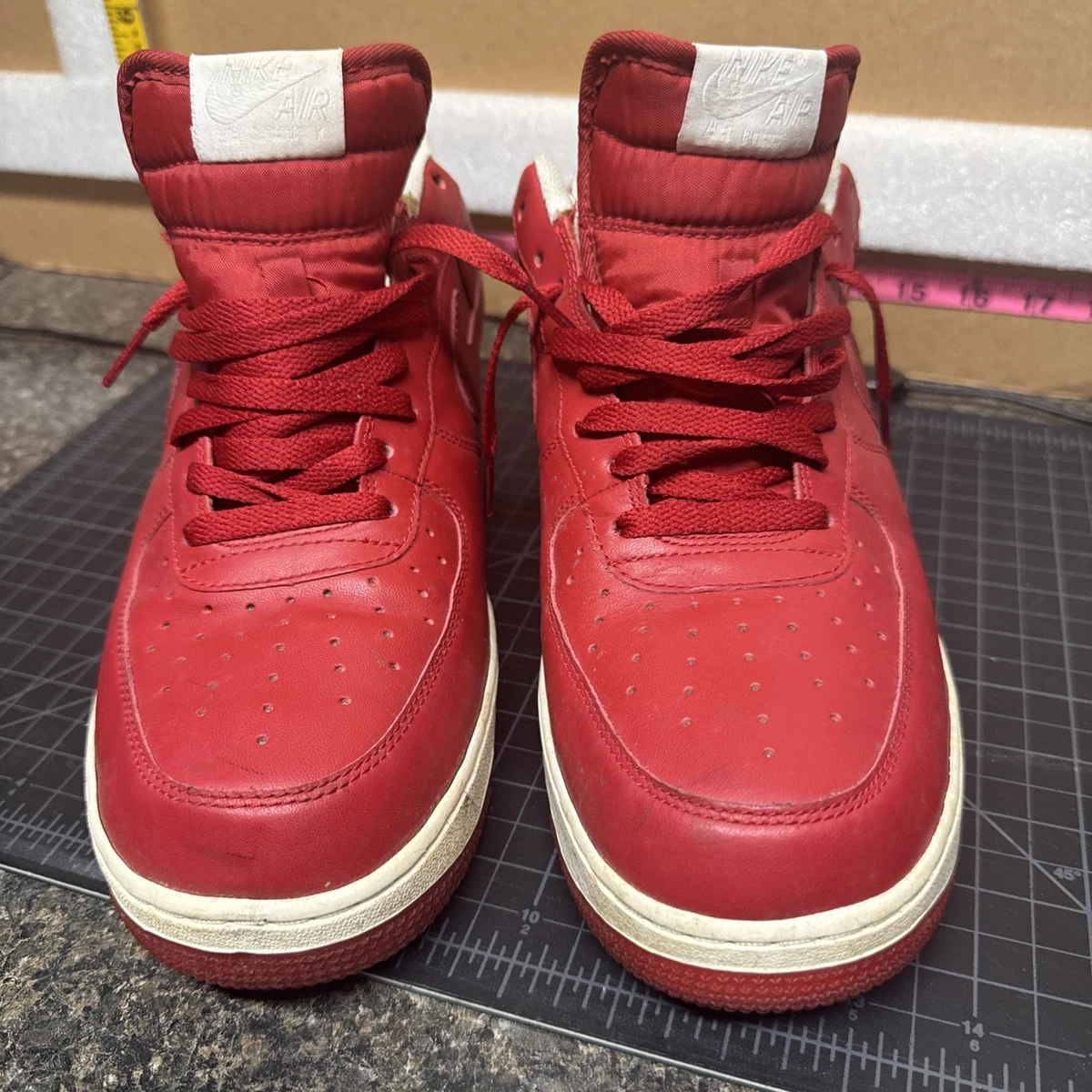 Nike Air Force 1 